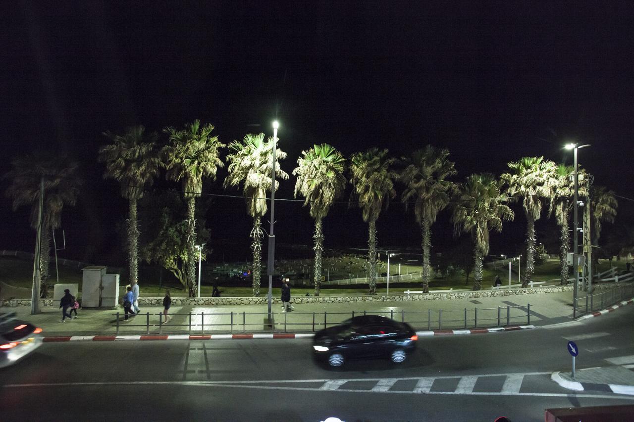 Spat Beach Bat Yam Exterior foto