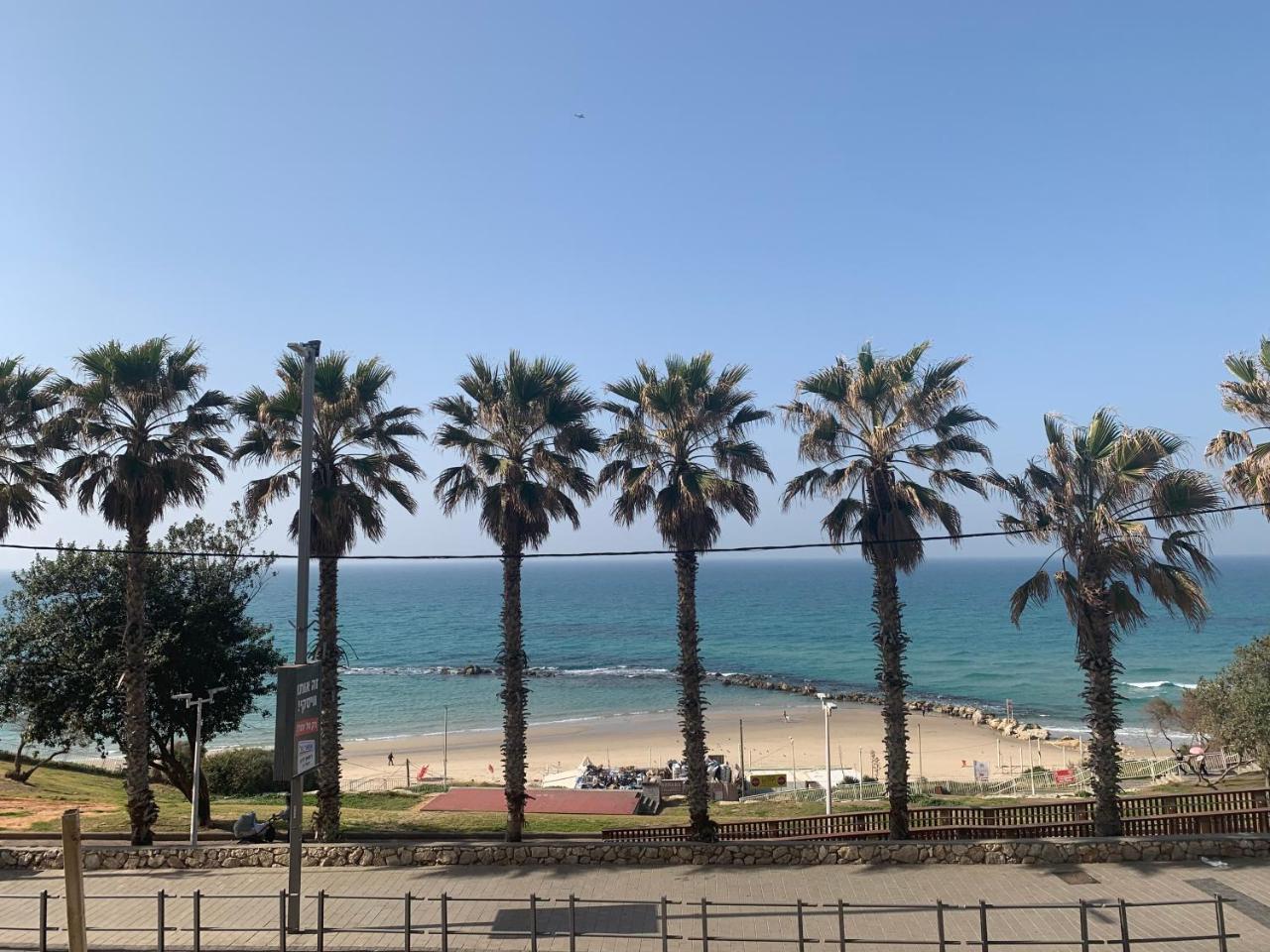 Spat Beach Bat Yam Exterior foto