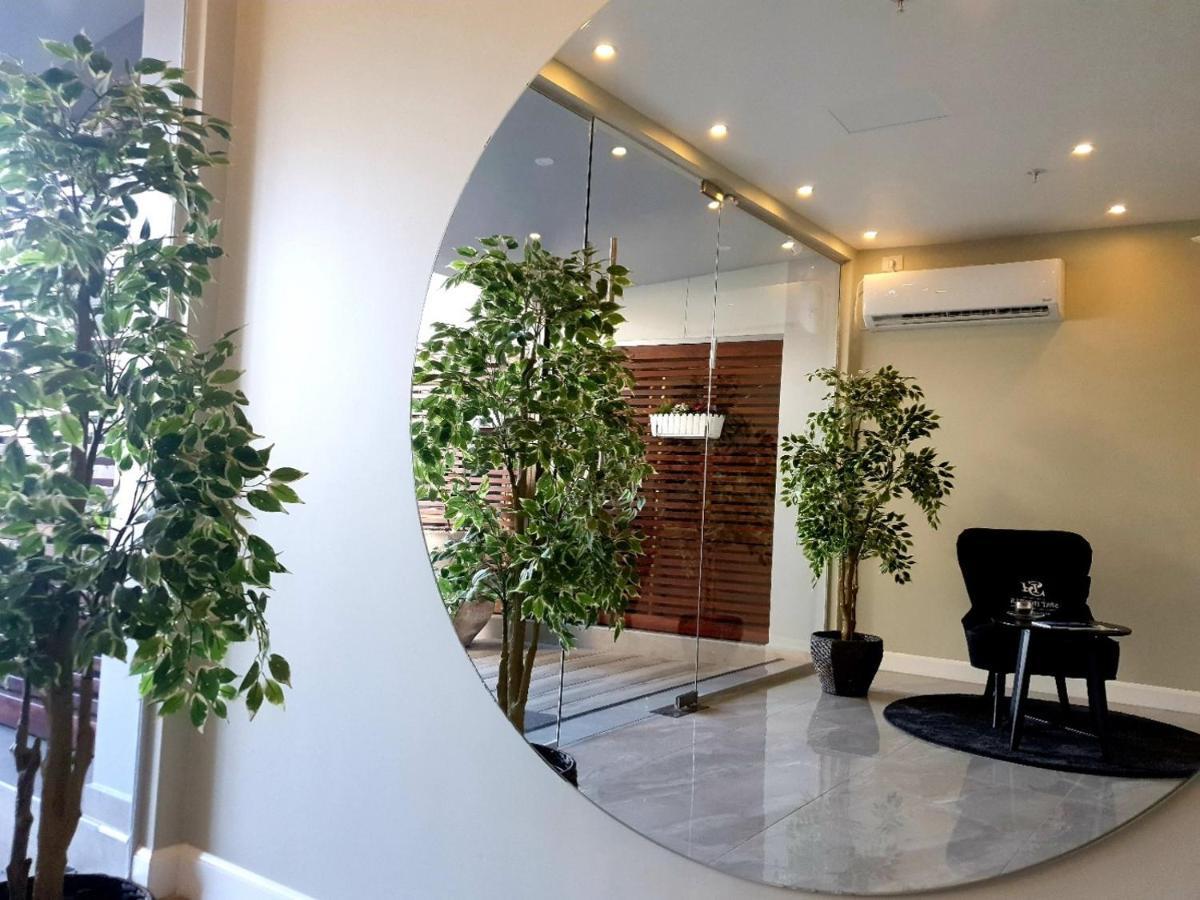 Spat Beach Bat Yam Exterior foto